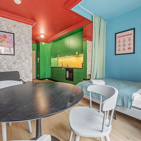 Ferienwohnung Colorful Apt Close To The Center Great Location Warschau Exterior foto